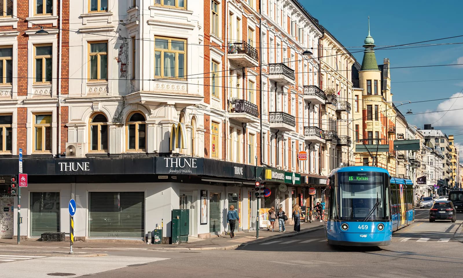 Tramway au carrefour de Majorstuen, à l’entrée de Bogstadveien, à Oslo